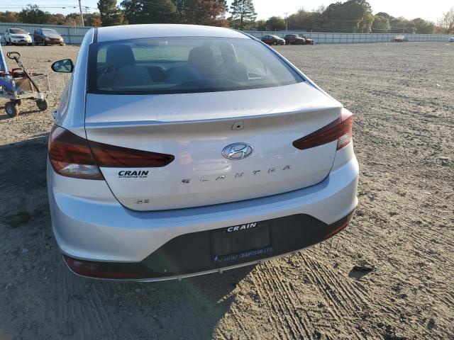 Фото 6 - HYUNDAI ELANTRA