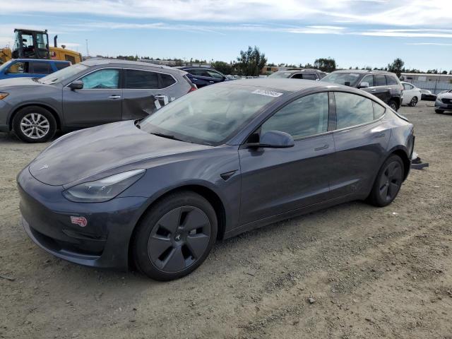 Фото 1 - TESLA MODEL 3