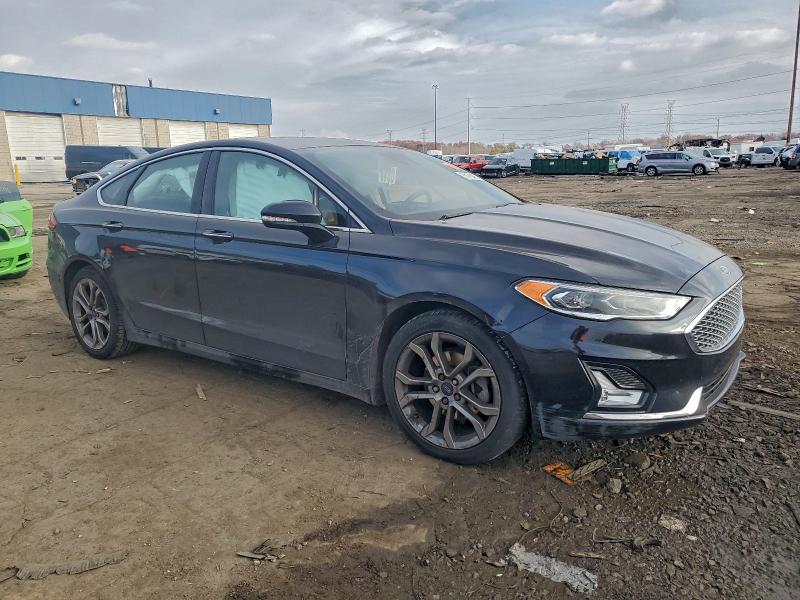 Фото 4 - FORD FUSION