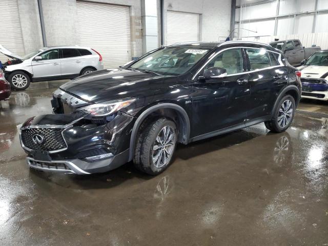 Фото 1 - INFINITI QX30