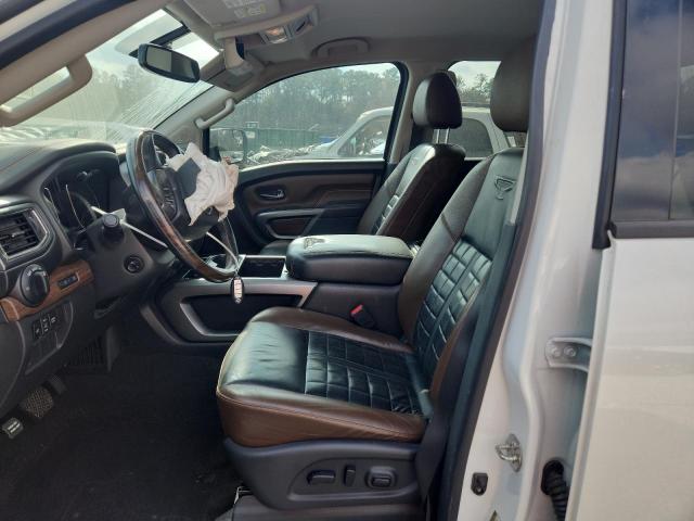 Фото 7 - NISSAN TITAN