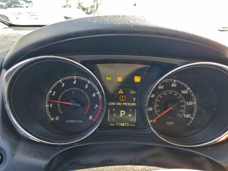 Фото 9 - MITSUBISHI OUTLANDER