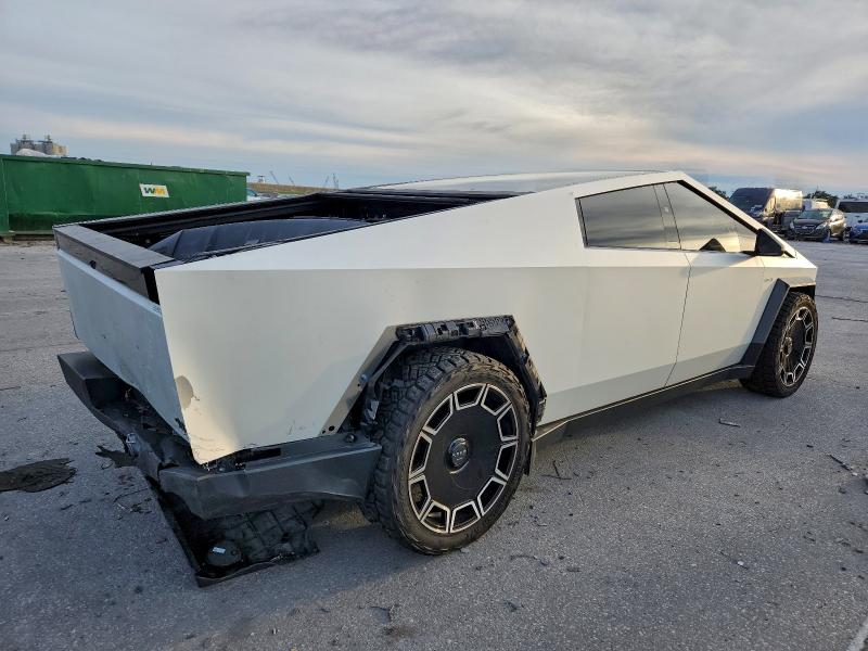 TESLA CYBERTRUCK 2024 VIN 7G2CEHEE2RA038355