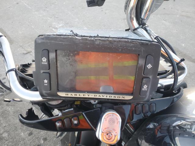 HARLEY-DAVIDSON FL 2017