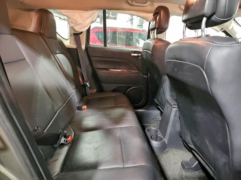 Фото 11 - JEEP COMPASS