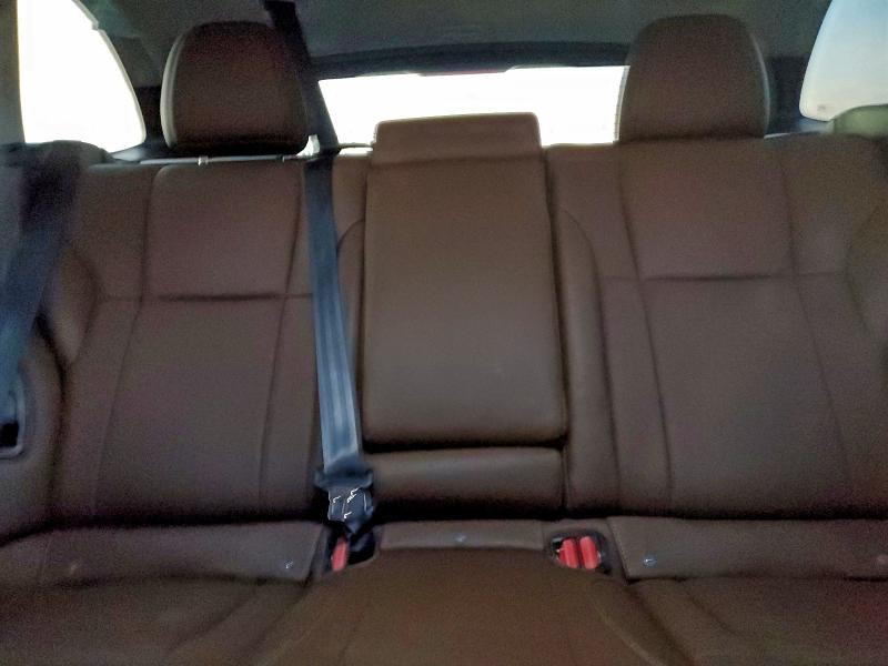 Фото 10 - SUBARU OUTBACK