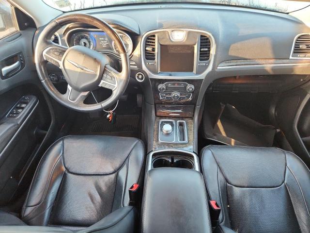 Фото 8 - CHRYSLER 300