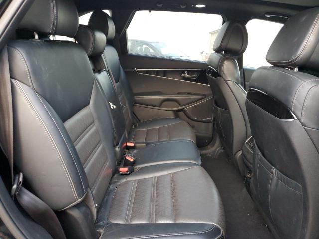 Фото 11 - KIA SORENTO