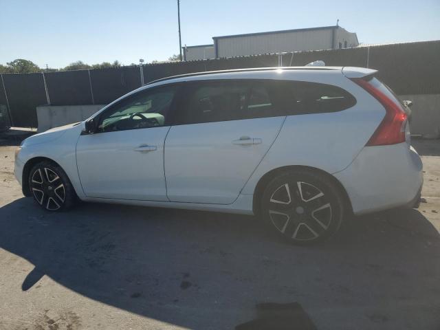 Фото 2 - VOLVO V60