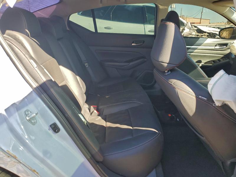 Фото 10 - NISSAN ALTIMA