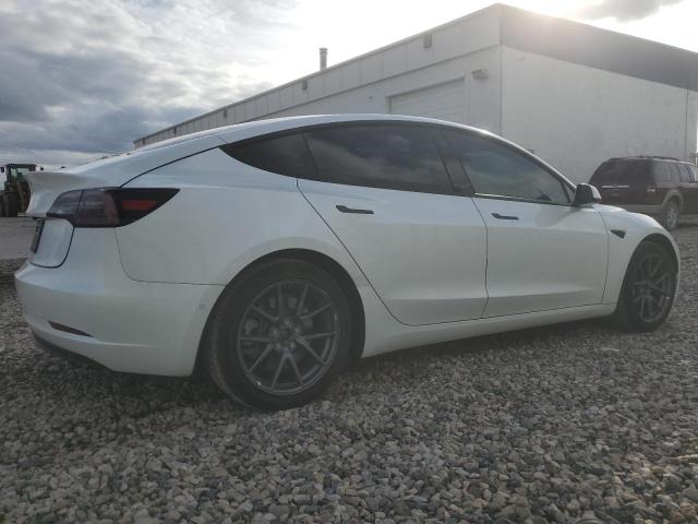 Фото 3 - TESLA MODEL 3