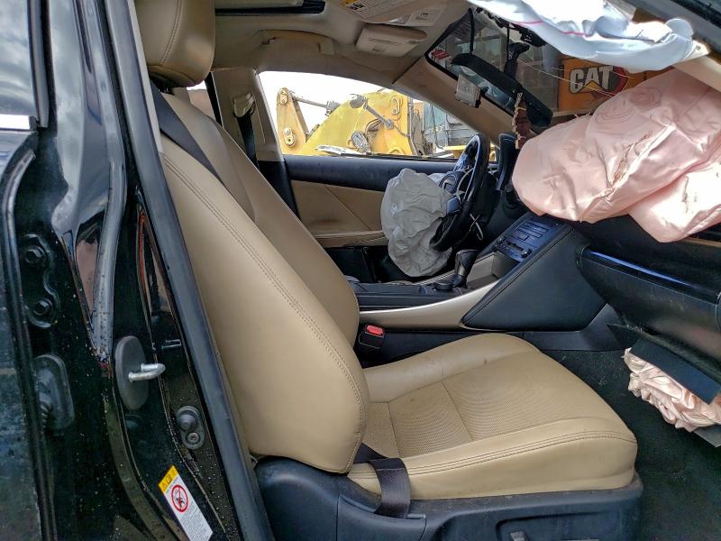 Фото 7 - LEXUS IS