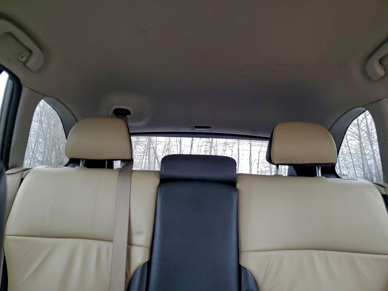 Фото 10 - SUBARU OUTBACK