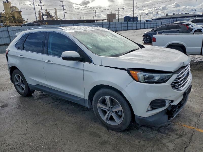 Фото 4 - FORD EDGE