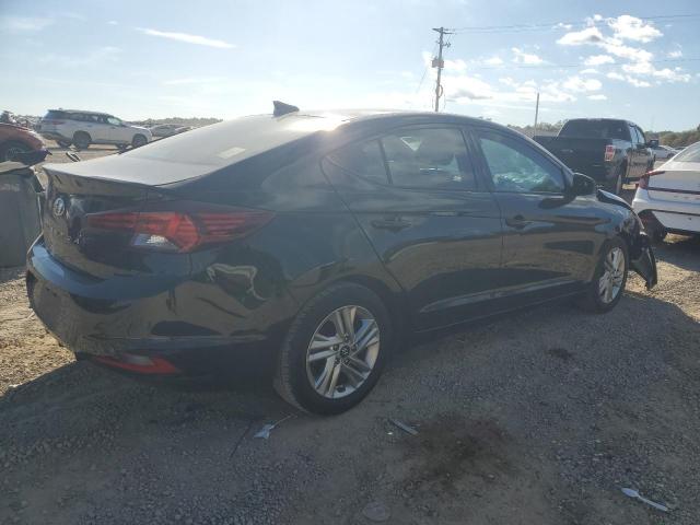 Фото 3 - HYUNDAI ELANTRA