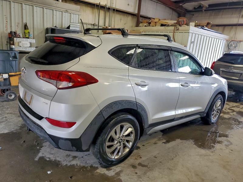 Фото 3 - HYUNDAI TUCSON