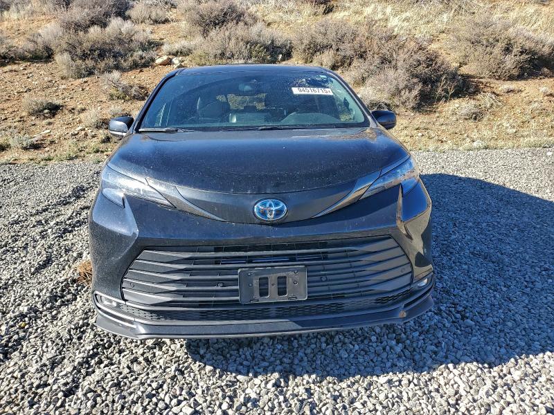 Фото 5 - TOYOTA SIENNA