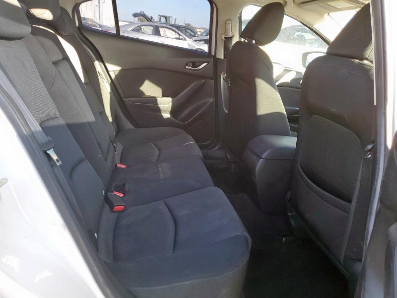 Фото 10 - MAZDA 3