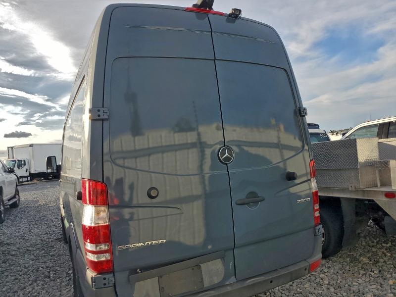Фото 6 - MERCEDES-BENZ SPRINTER