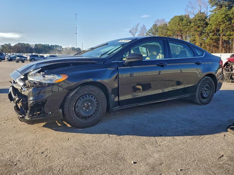 Фото 1 - FORD FUSION