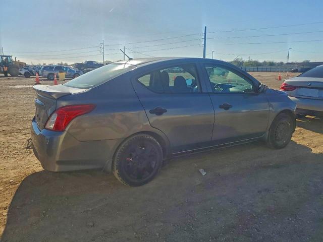 Фото 3 - NISSAN VERSA