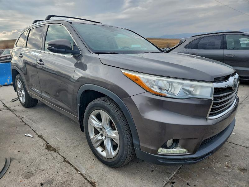Фото 4 - TOYOTA HIGHLANDER