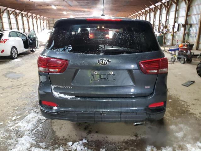 Фото 6 - KIA SORENTO
