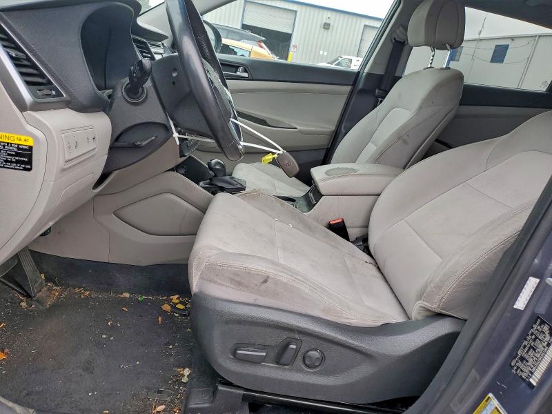 Фото 7 - HYUNDAI TUCSON