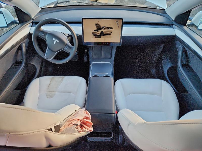 Фото 8 - TESLA MODEL Y