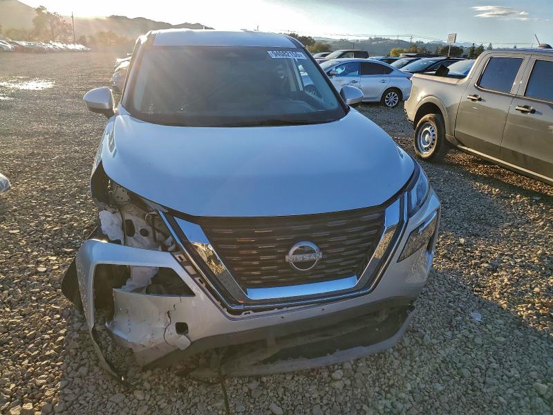 Фото 5 - NISSAN ROGUE