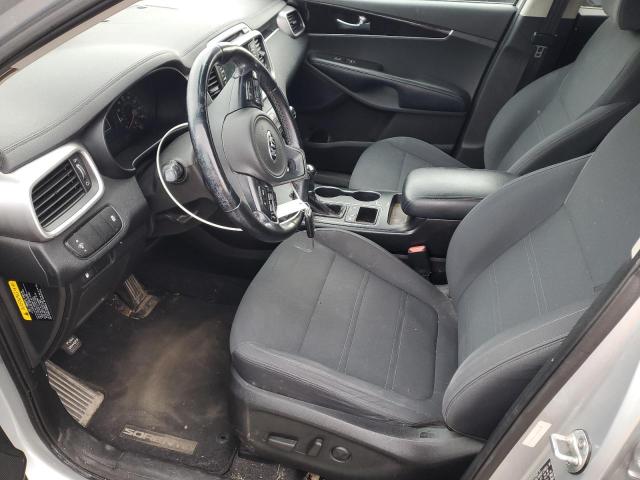 Фото 7 - KIA SORENTO