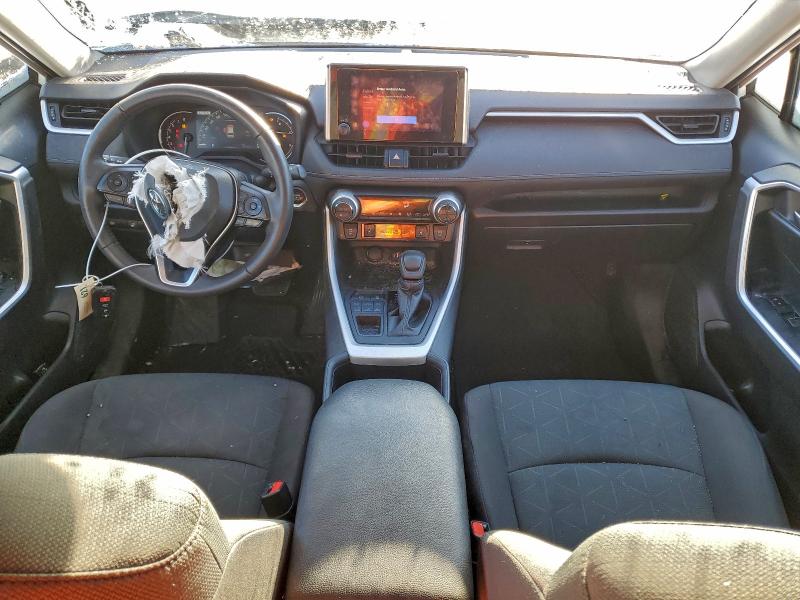 Фото 8 - TOYOTA RAV4