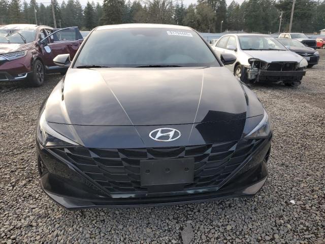 Фото 5 - HYUNDAI ELANTRA