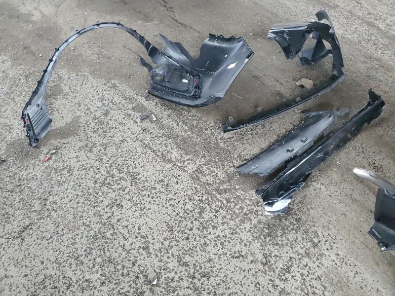 Фото 12 - HYUNDAI IONIQ