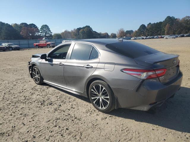 Фото 2 - TOYOTA CAMRY