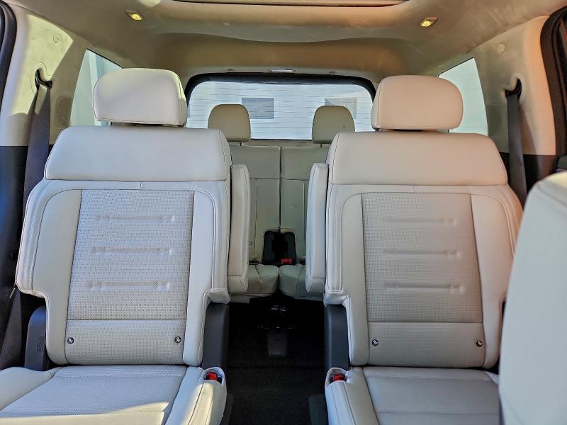 Фото 10 - HYUNDAI SANTA FE