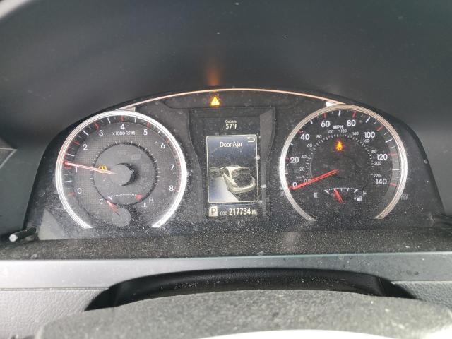 Фото 9 - TOYOTA CAMRY