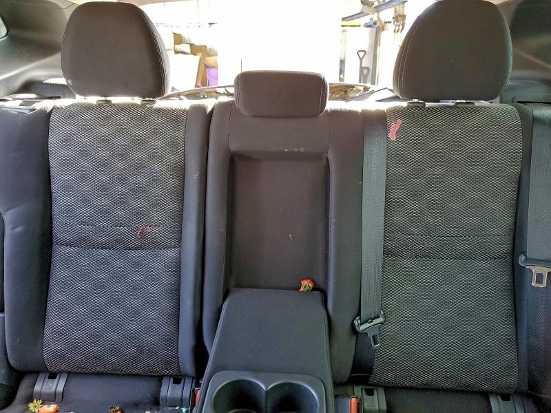 Фото 10 - NISSAN ROGUE