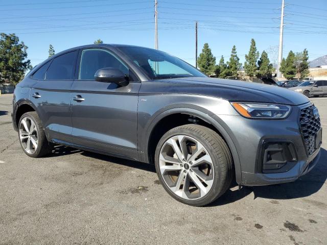 Фото 4 - AUDI Q5