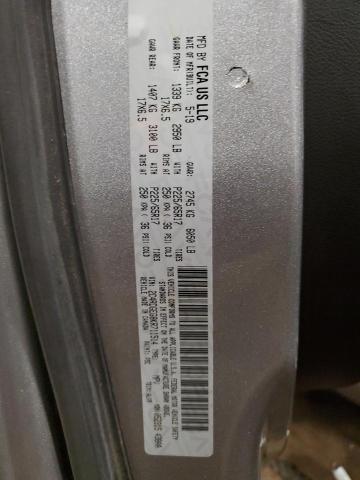 Фото 13 - DODGE CARAVAN