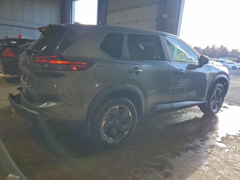 Фото 3 - NISSAN ROGUE