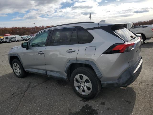 Фото 2 - TOYOTA RAV4