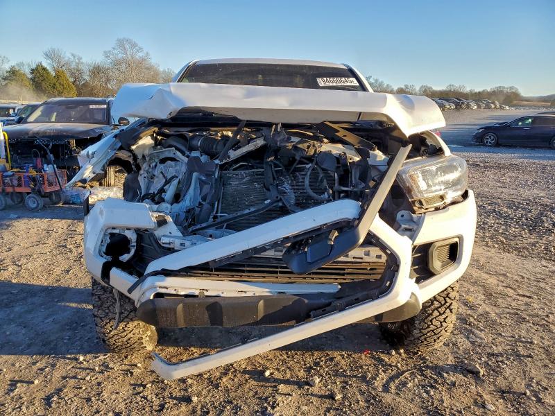 Фото 5 - TOYOTA TACOMA