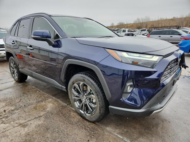 Фото 4 - TOYOTA RAV4