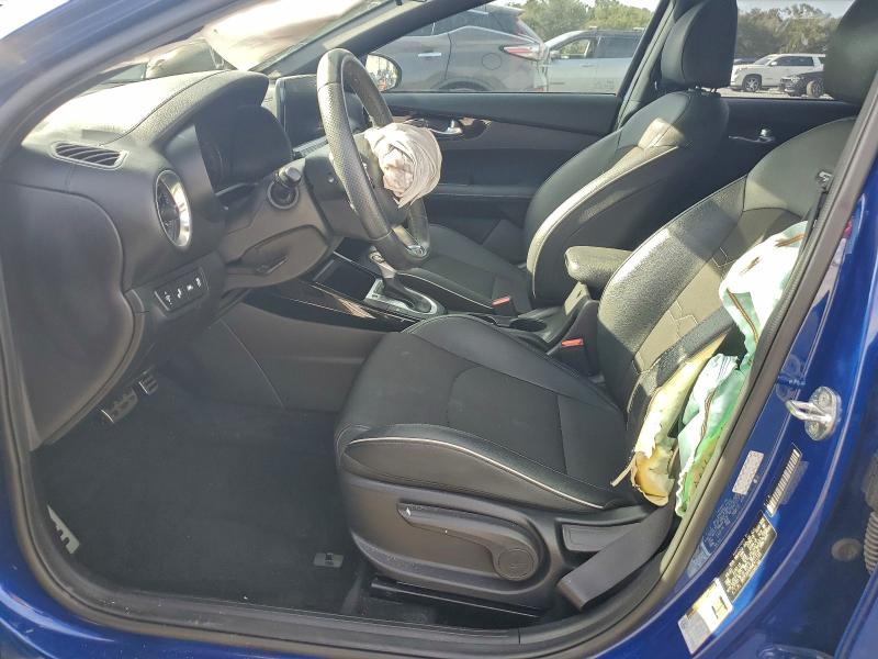 Фото 7 - KIA FORTE