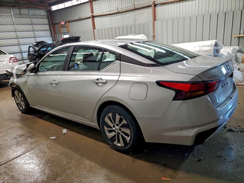 Фото 2 - NISSAN ALTIMA