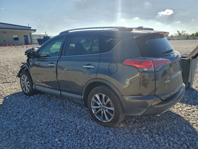 Фото 2 - TOYOTA RAV4