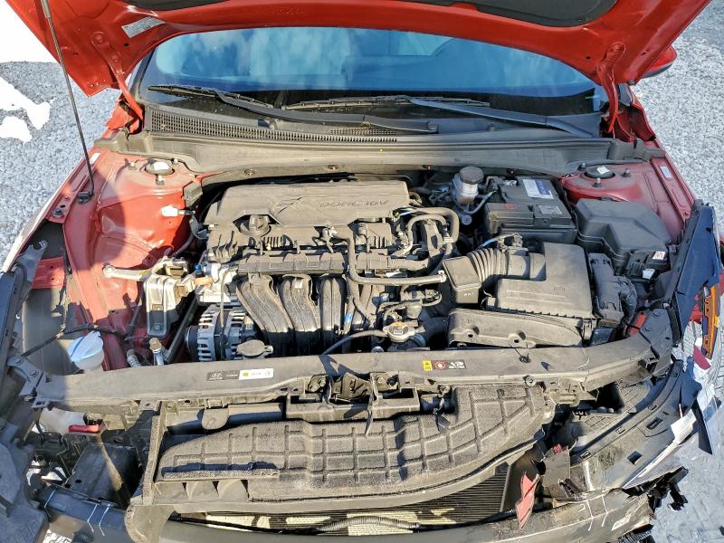 Фото 11 - HYUNDAI ELANTRA