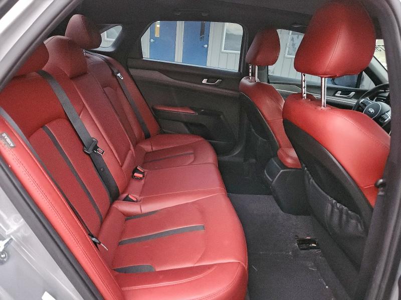 Фото 10 - KIA K5