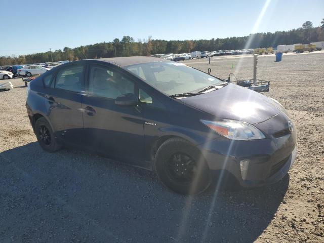 Фото 4 - TOYOTA PRIUS